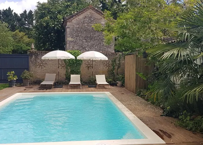 La Maison Malabar Panzió Villefranche-du-Queyran